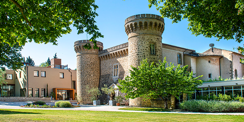 chateau-le-massillan-1